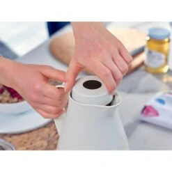 Leifheit Harmonic Isoleerkan 1.0 L Wit 10 Leifheit Harmonic Isoleerkan 1.0 L Wit -Keuken Verkoop 102 8542 3 1